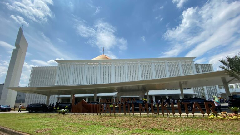 masjid raya bsd - masjid baitul muktar - masjid baru di bsd city